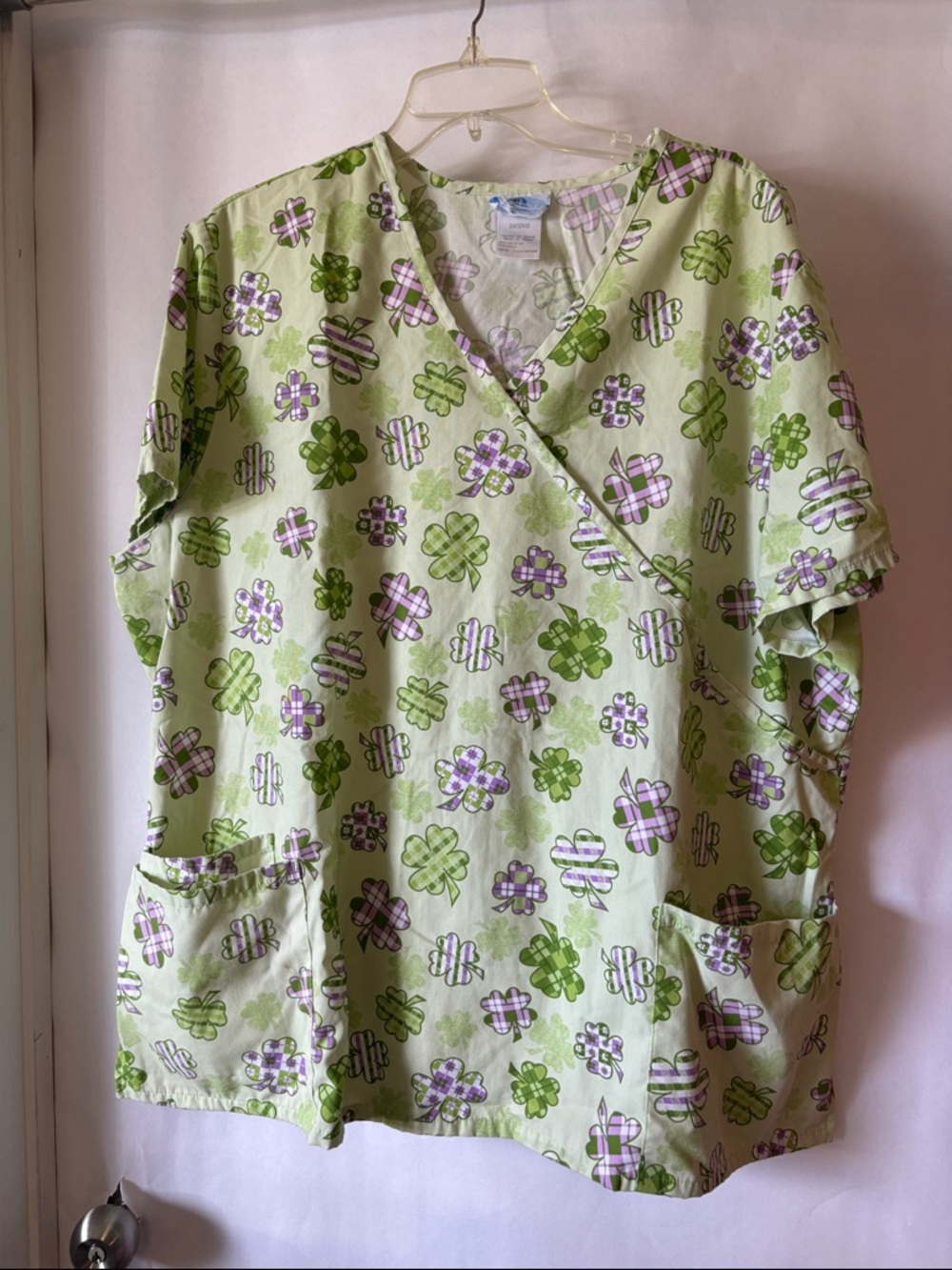 SB Scrubs Light Green Floral Print Medical Scrub Top